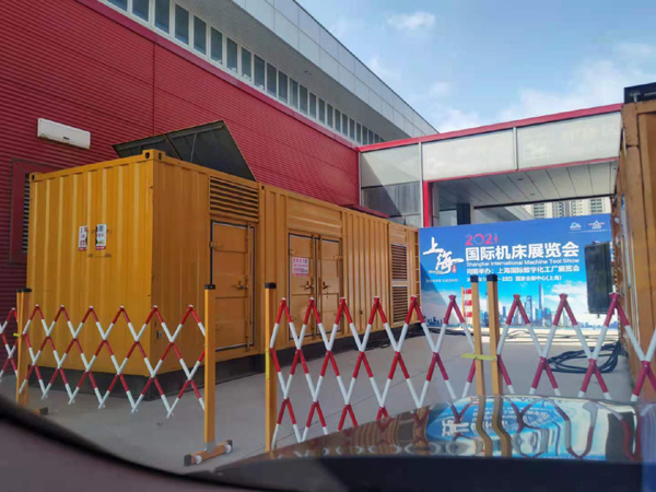 固始发电车出租-发电机无电压或电压太低怎么办？